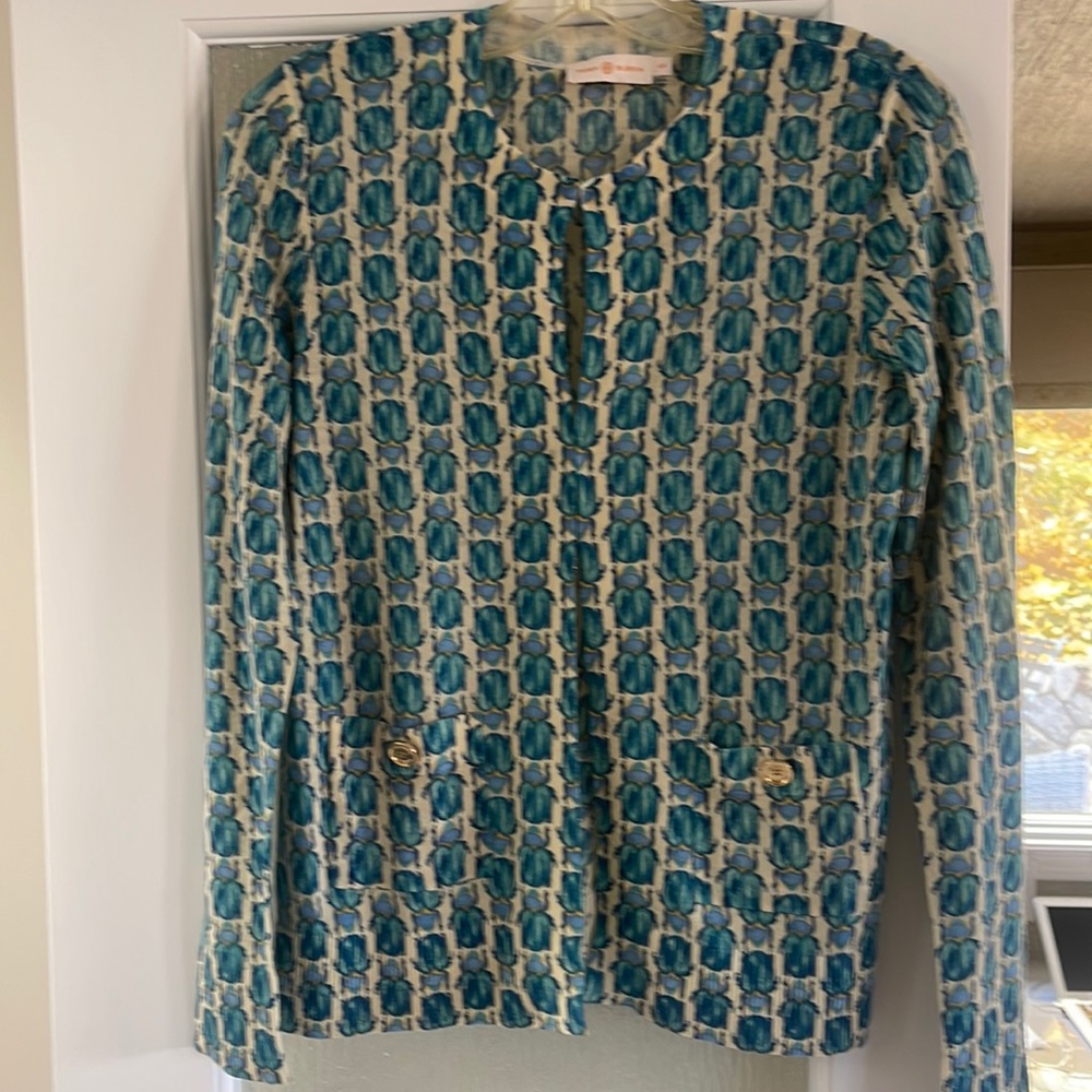 Tory Burch cardigan with eye closures/ hits st hip